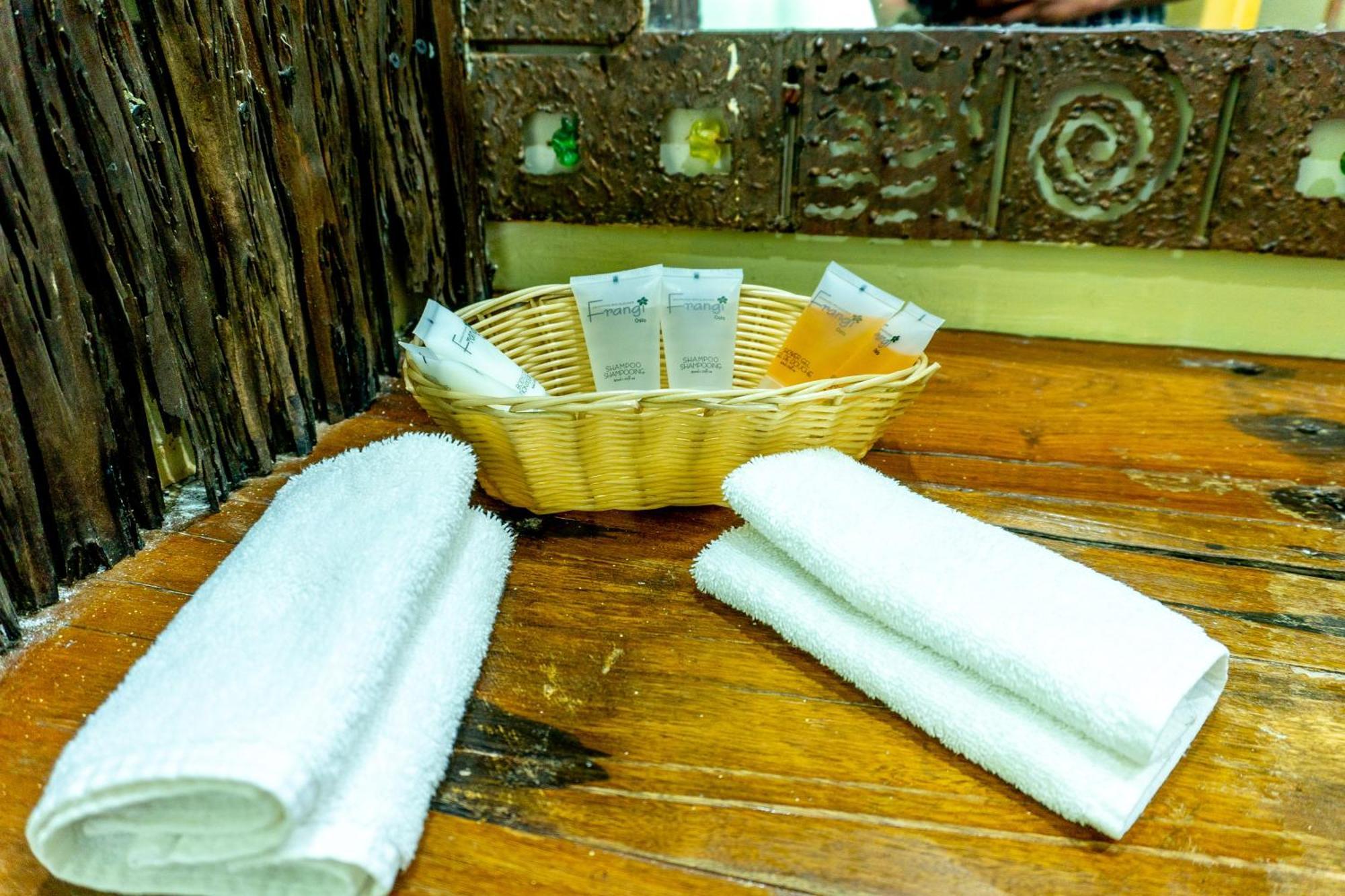 Weru Weru River Lodge Moshi Kültér fotó